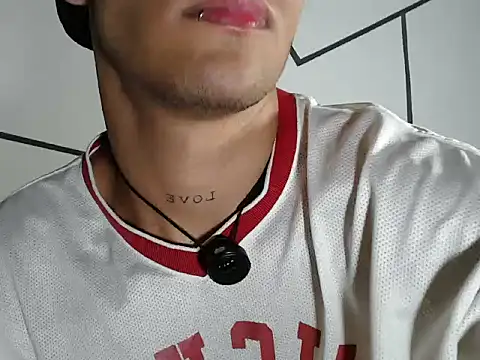 Snapshot of cooper_shiro chatting on February 2026 06:48:01 PM cooper shiro online show from February 2026 06:48:01 PM