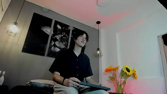 Jack  Star online show from February 2026 08:35:01 PM