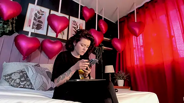 Snapshot of toxicangel_ chatting on February 2026 08:38:01 PM toxicangel online show from February 2026 08:38:01 PM