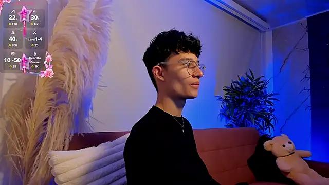 Patrick Howland  online show from March 2026 03:43:01 AM