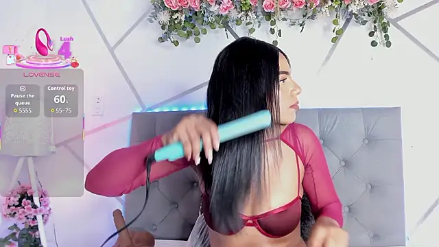 Snapshot of Khloe_Rosee chatting on February 2026 07:50:02 PM Khloe Rosee online show from February 2026 07:50:02 PM