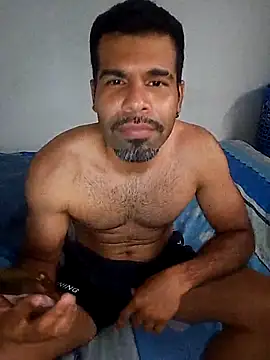 Snapshot of thom_1 chatting on February 2026 08:47:01 PM thom 1 online show from February 2026 08:47:01 PM