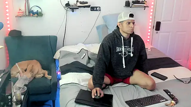 JokerAndyKenwood online show from April 2026 06:21:02 PM