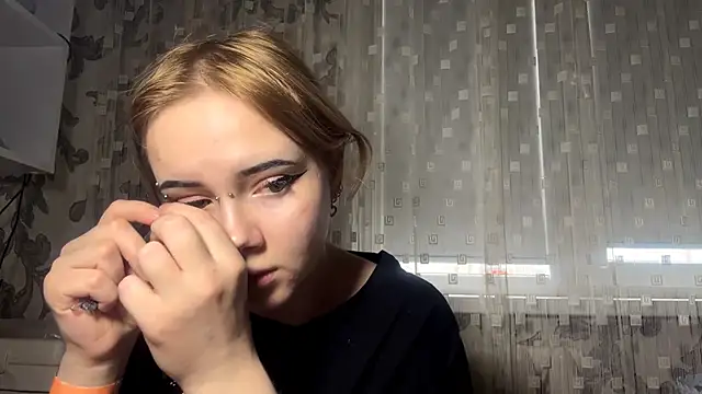 Snapshot of LedAffinity chatting on February 2026 08:13:01 AM LedAffinity online show from February 2026 08:13:01 AM