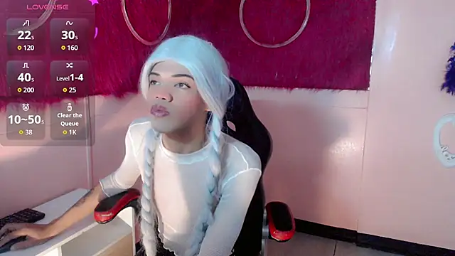 Andrea Pop  online show from February 2026 07:23:01 PM