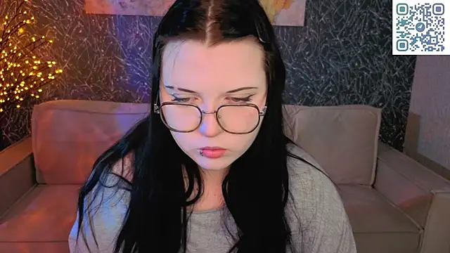 Kira G0ld online show from May 2026 12:59:02 AM