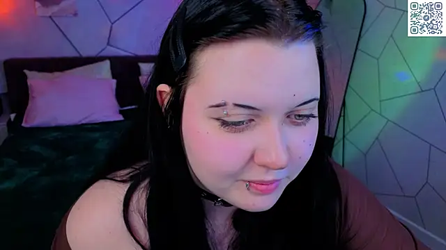 Kira G0ld online show from May 2026 10:36:01 AM