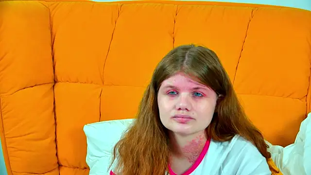 ChloeHalses online show from May 2026 04:15:01 PM