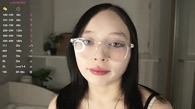 Snapshot of HannaHayles chatting on February 2026 06:15:01 PM HannaHayles online show from February 2026 06:15:01 PM