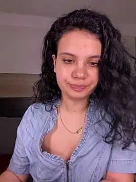 Snapshot of Karolina_Velvet chatting on February 2026 10:50:01 PM Karolina Velvet online show from February 2026 10:50:01 PM