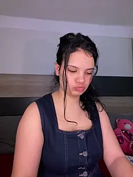 Snapshot of Karolina_Velvet chatting on February 2026 10:19:01 PM Karolina Velvet online show from February 2026 10:19:01 PM