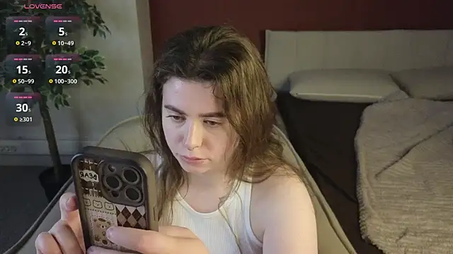 Snapshot of LovingWhisperr chatting on June 2026 01:05:01 AM LovingWhisperr online show from June 2026 01:05:01 AM