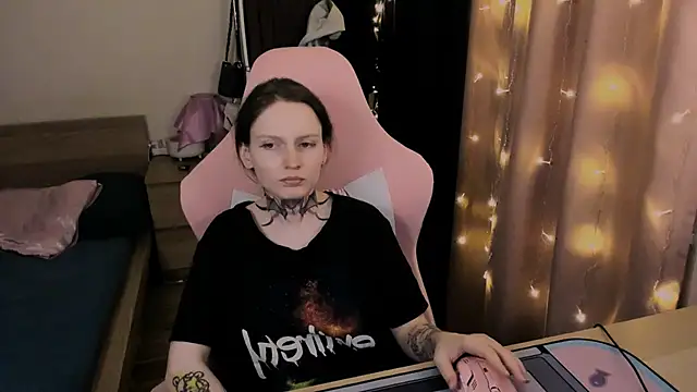 Snapshot of Onyxix chatting on March 2026 07:41:02 PM Onyxix online show from March 2026 07:41:02 PM