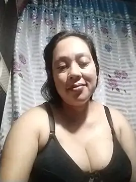 May Bombs online show from February 2026 09:07:01 PM