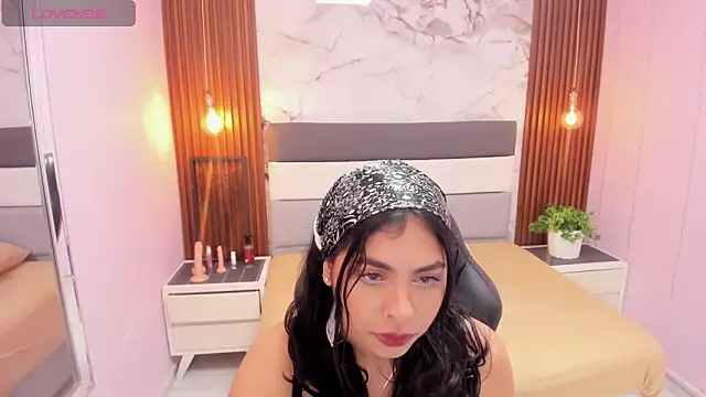 LISIEMARGOTH online show from March 2026 12:33:02 PM