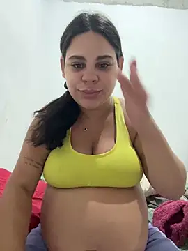 Adriputinha online show from March 2026 10:13:01 PM