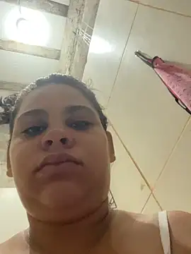 Adriputinha online show from April 2026 02:36:02 PM