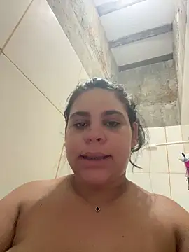 Adriputinha online show from April 2026 03:35:01 AM