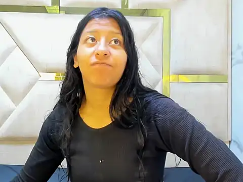 Snapshot of Vaneline2 chatting on May 2026 01:27:02 PM Vaneline2 online show from May 2026 01:27:02 PM