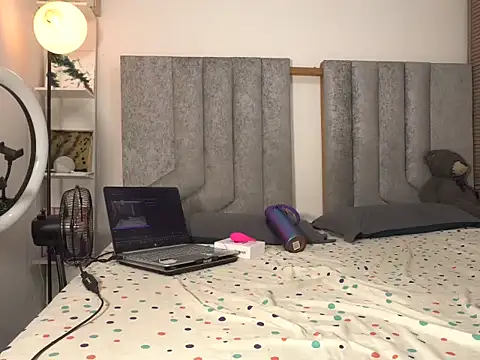 Tallgooddes online show from February 2026 12:59:02 PM