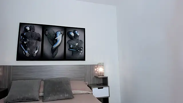 Dulce M  online show from April 2026 07:53:01 PM