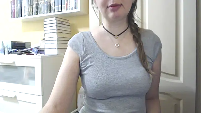 Snapshot of Tasiya chatting on February 2026 09:58:02 AM Tasiya online show from February 2026 09:58:02 AM