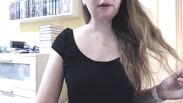 Tasiya online show from March 2026 07:17:01 PM