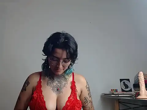 Ivyravens online show from February 2026 11:48:01 PM