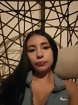 Chloe Miller 2 online show from May 2026 01:13:02 AM