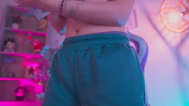 issa monterrey  online show from February 2026 12:48:02 PM