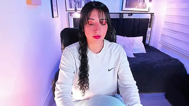 Snapshot of ladyraing chatting on February 2026 03:14:02 AM ladyraing online show from February 2026 03:14:02 AM