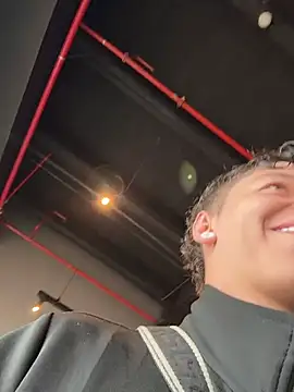 Snapshot of ARON_LUXX chatting on April 2026 03:02:01 PM ARON LUXX online show from April 2026 03:02:01 PM