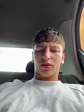 ARON LUXX online show from May 2026 05:43:01 PM