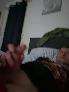 youngandhung2002 online show from February 2026 01:32:02 AM