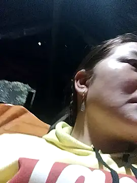 Snapshot of bongtuyet11 chatting on February 2026 12:17:02 AM bongtuyet11 online show from February 2026 12:17:02 AM