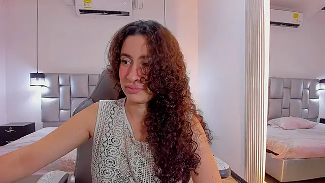 NoaMalak7 online show from February 2026 08:40:02 PM