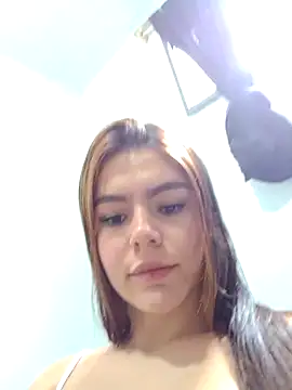 Snapshot of EmiNavarro chatting on July 2026 08:11:02 PM EmiNavarro online show from July 2026 08:11:02 PM