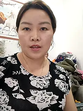 Jennie dogy online show from March 2026 01:33:01 PM