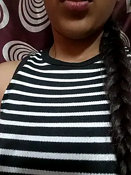 komalsharma99 online show from April 2026 06:46:02 PM