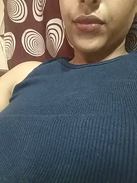 komalsharma99 online show from June 2026 06:08:01 AM