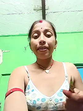 Snapshot of Cut_it73 chatting on February 2026 12:23:01 PM Cut it73 online show from February 2026 12:23:01 PM