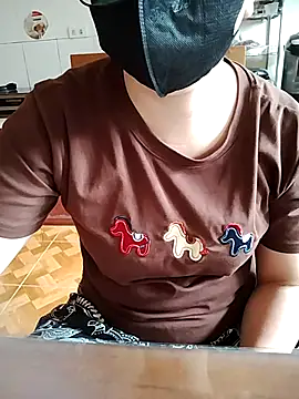 LiilyZi online show from April 2026 07:17:01 AM