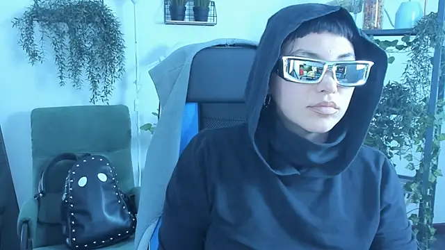 Snapshot of NeoGeisha chatting on May 2026 01:19:01 PM NeoGeisha online show from May 2026 01:19:01 PM