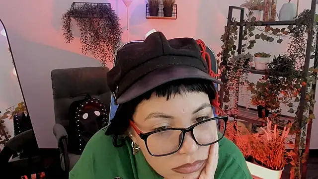Snapshot of NeoGeisha chatting on May 2026 01:21:02 PM NeoGeisha online show from May 2026 01:21:02 PM