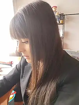 Snapshot of Lyonette_reading1 chatting on June 2026 03:47:01 PM Lyonette reading1 online show from June 2026 03:47:01 PM