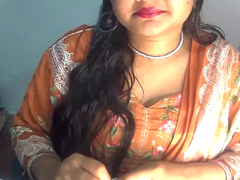 Saniya K2 online show from February 2026 06:29:02 PM