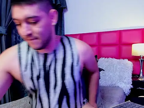 NicoHoffman online show from March 2026 02:48:01 AM