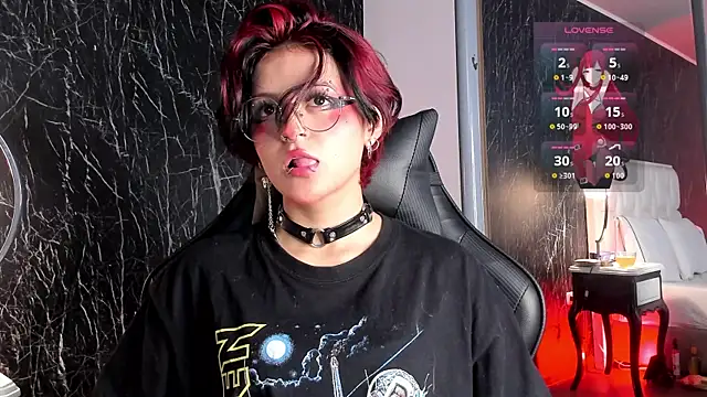 YuuMiko online show from March 2026 12:41:02 PM