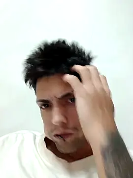 Snapshot of CubanoxxxSex chatting on February 2026 08:57:02 PM CubanoxxxSex online show from February 2026 08:57:02 PM