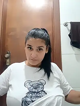 Snapshot of isapacheco69 chatting on February 2026 02:43:01 AM isapacheco69 online show from February 2026 02:43:01 AM